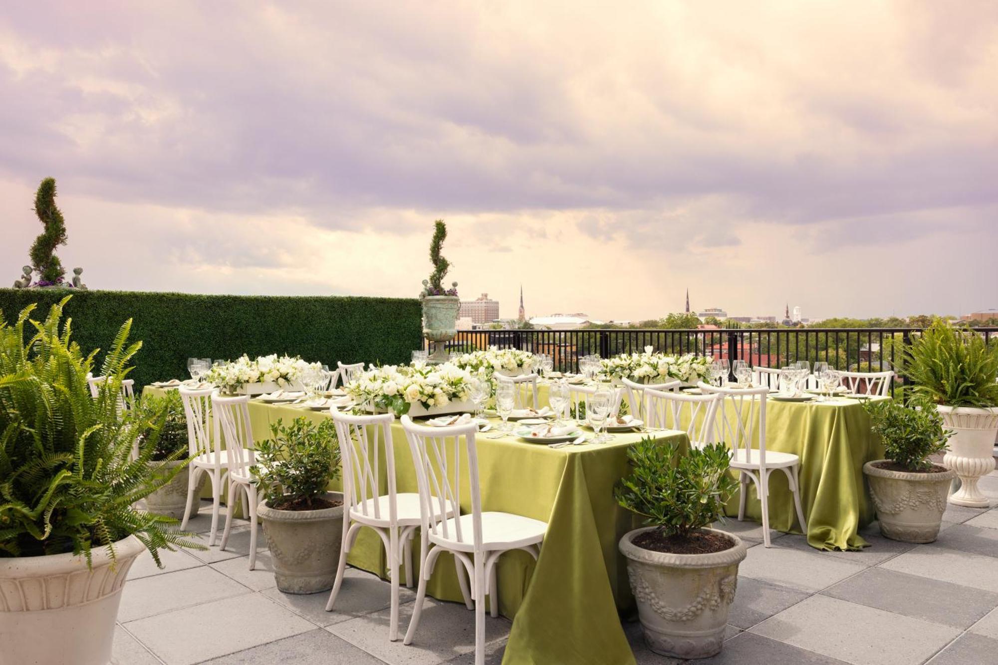 Market Pavilion Hotel Чарлстън Екстериор снимка
